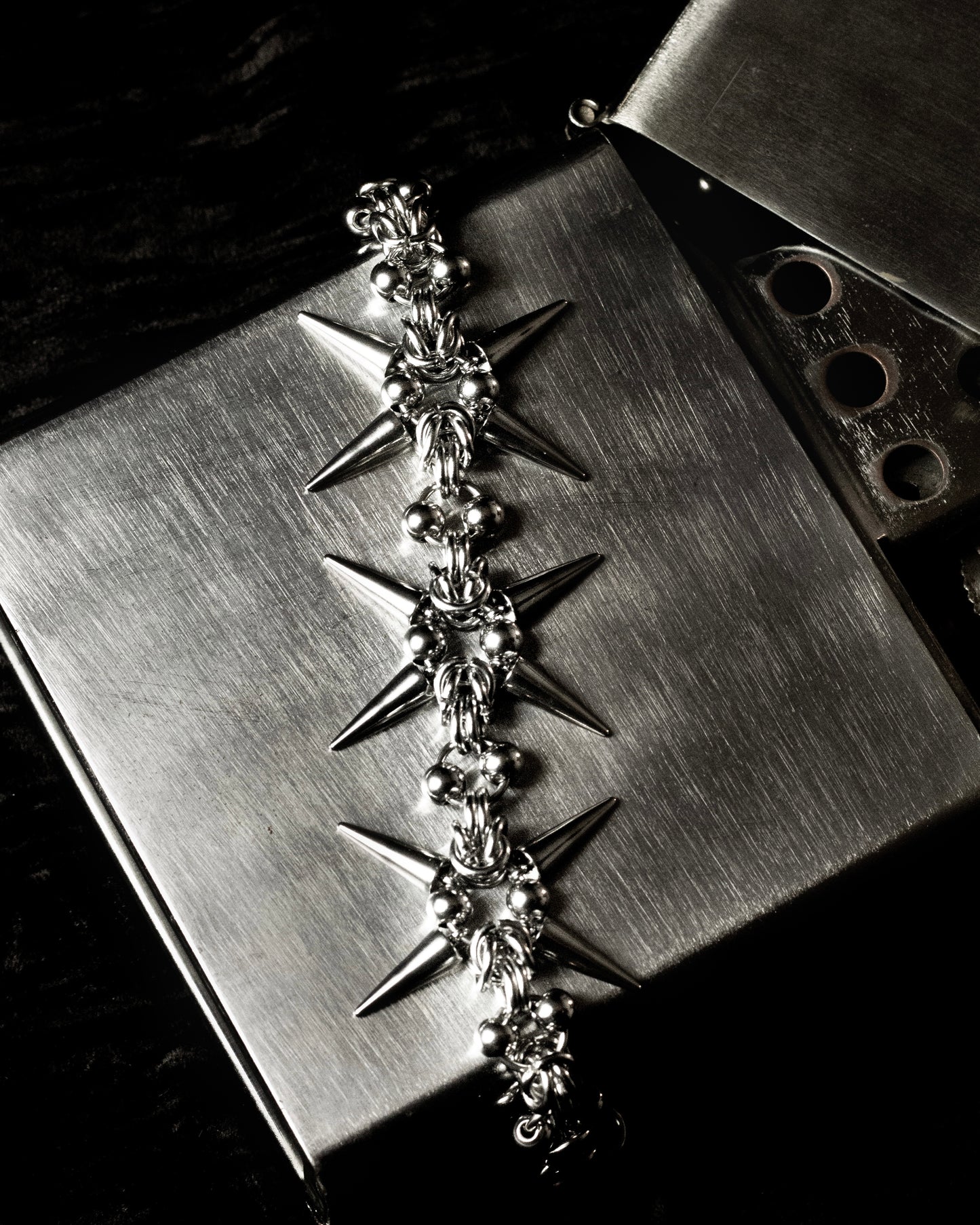 BRACELET « COSMIC BRUTAL »