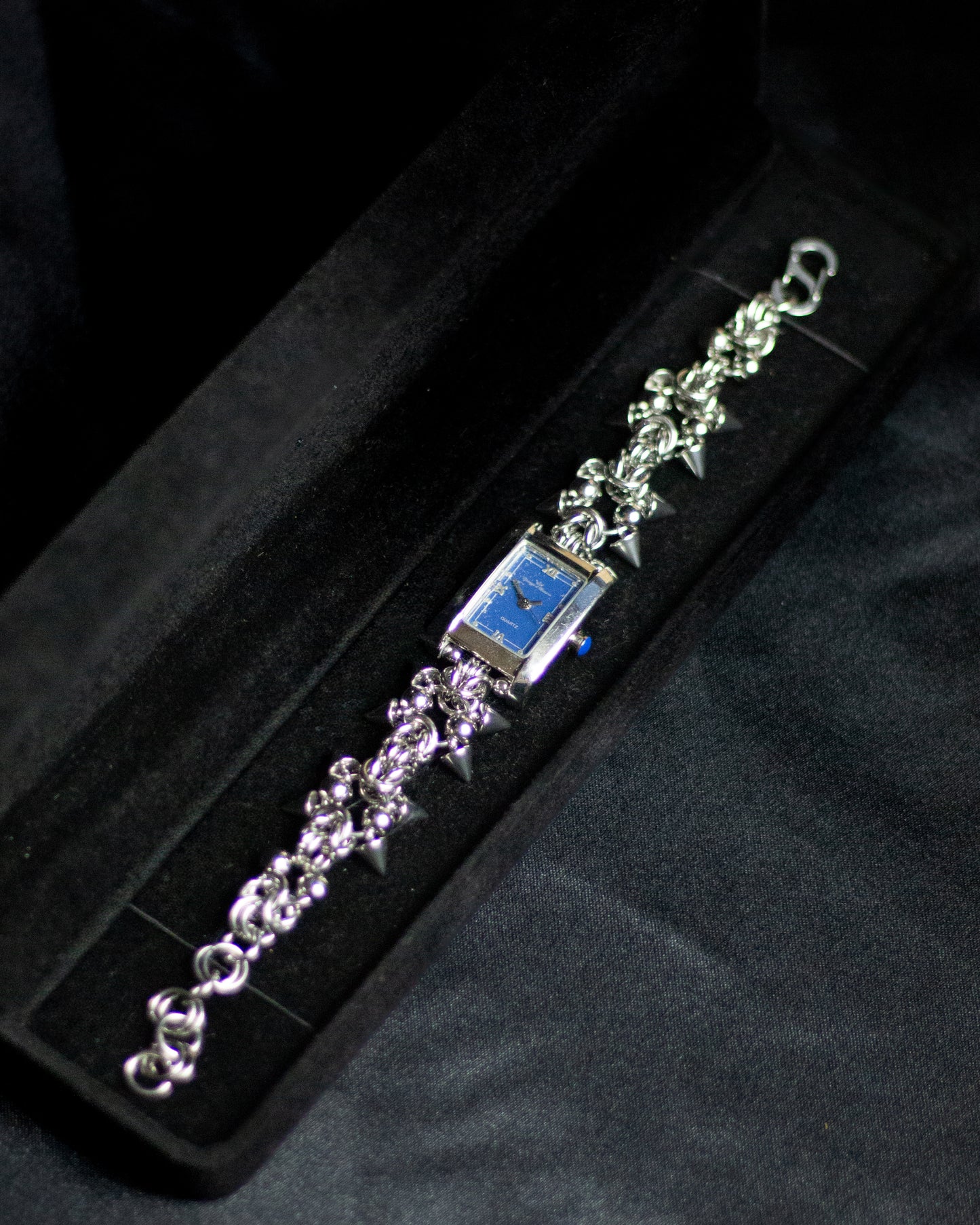 MONTRE « BLUE PHANTOM » 1/1