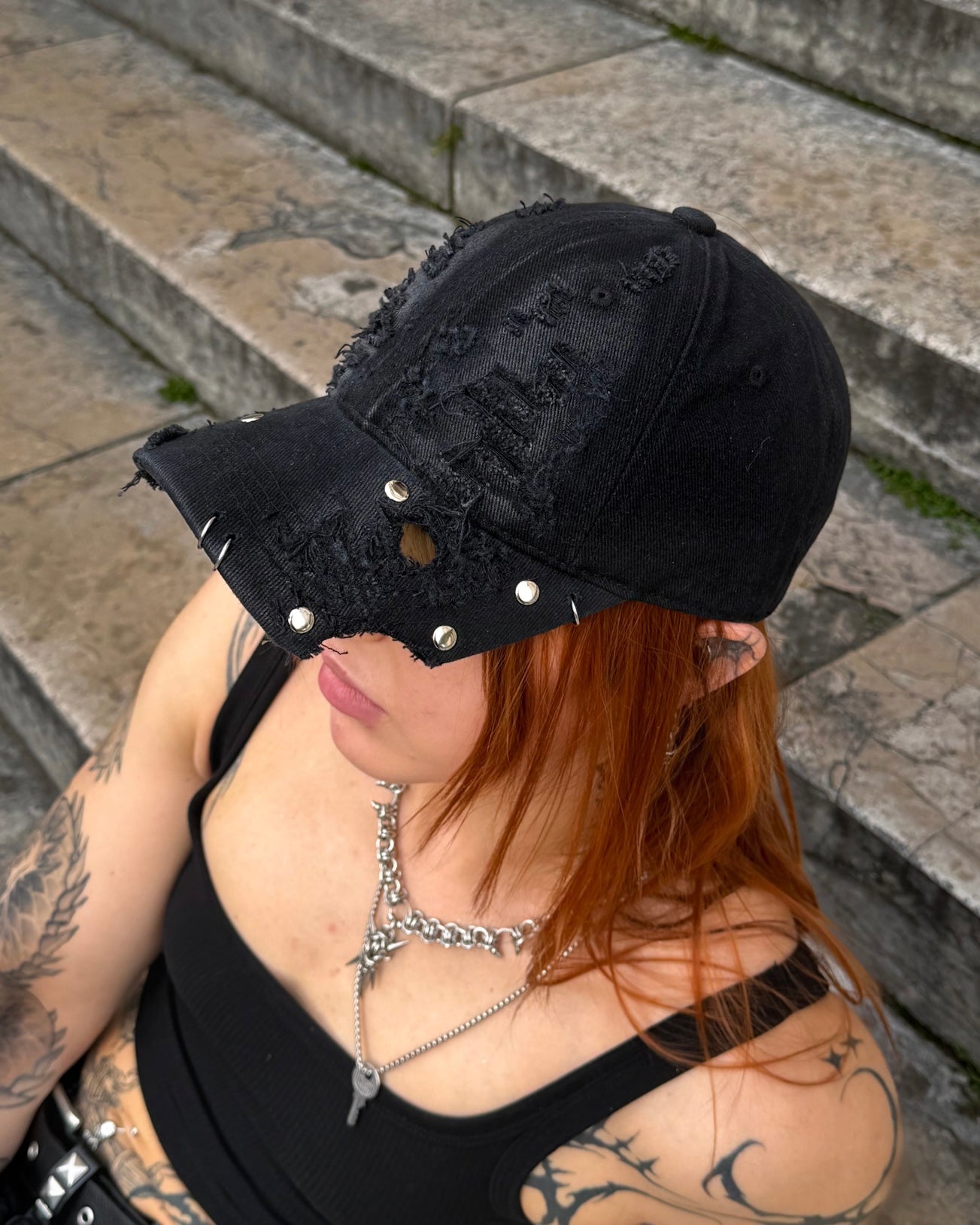 CAPS “BROKEN CROWN”