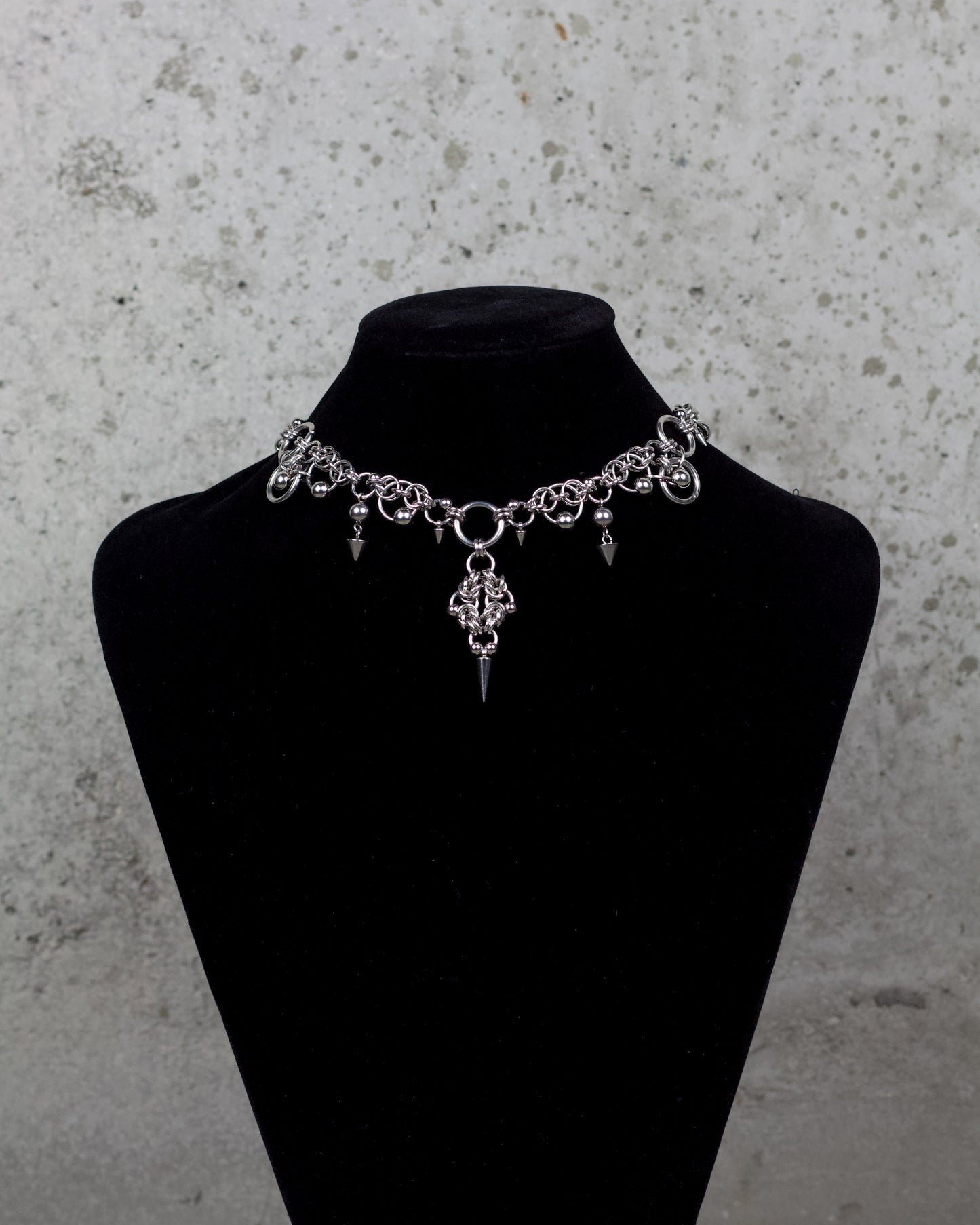 COLLIER « LARME DE NUIT » 1/1