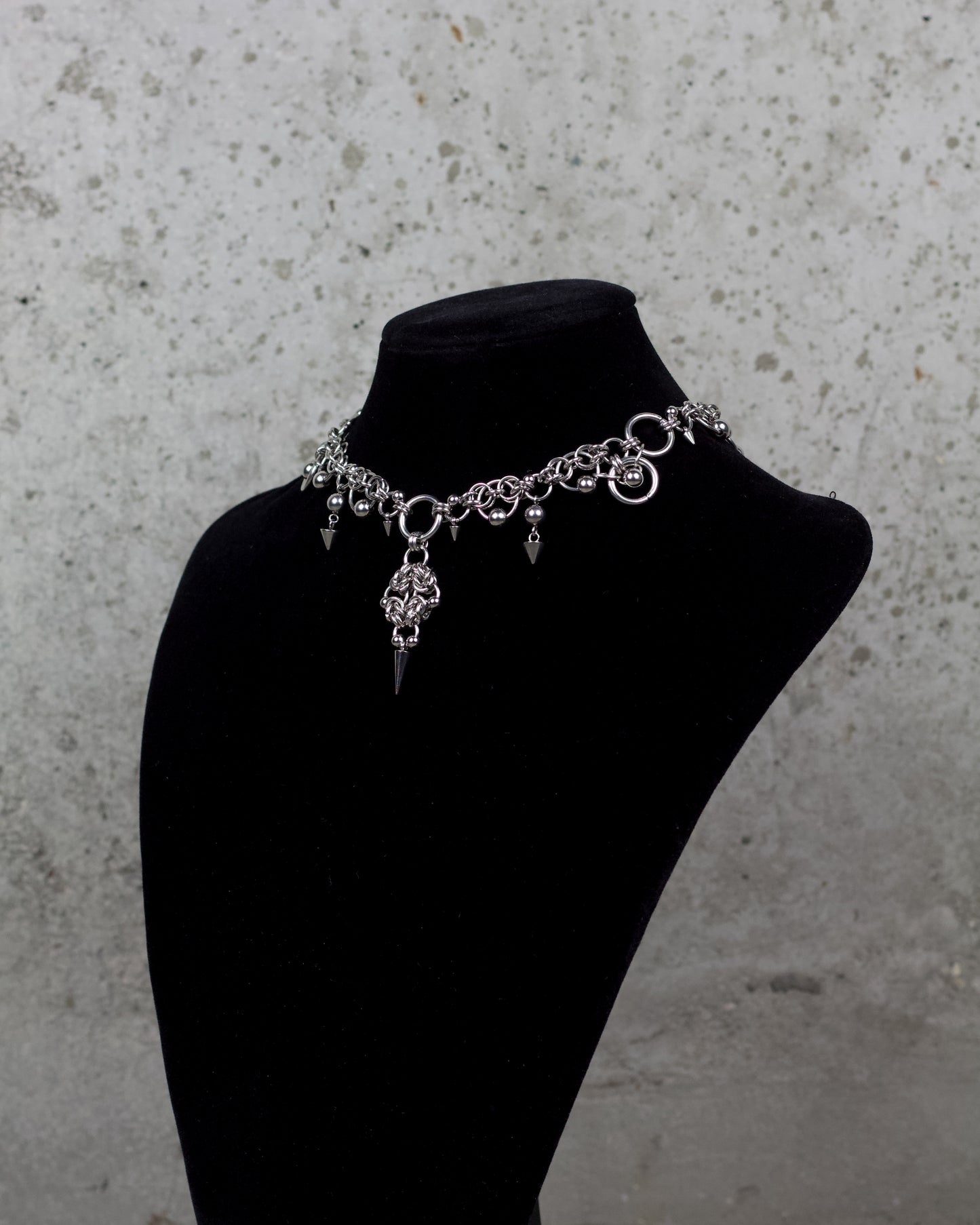 COLLIER « LARME DE NUIT » 1/1